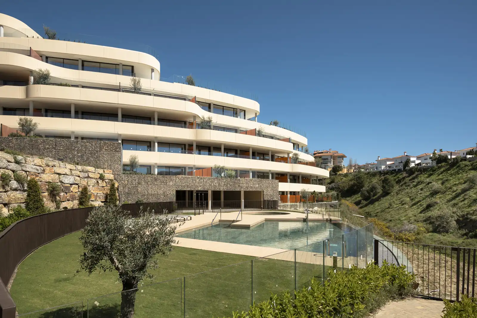 Apartment with pool for sale in El Higuerón, imagen 2