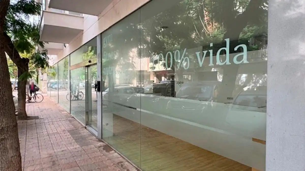 Business premises for sale in Carrer del Llevant, imagen 6