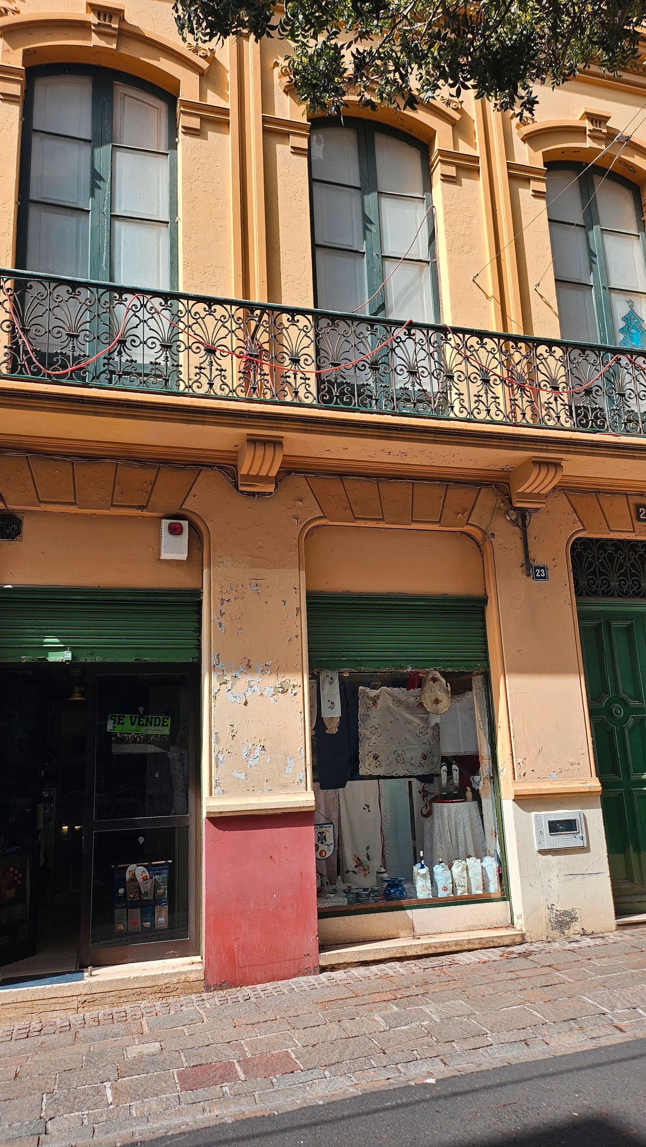 Exterior view of Building for sale in  Santa Cruz de Tenerife Capital
