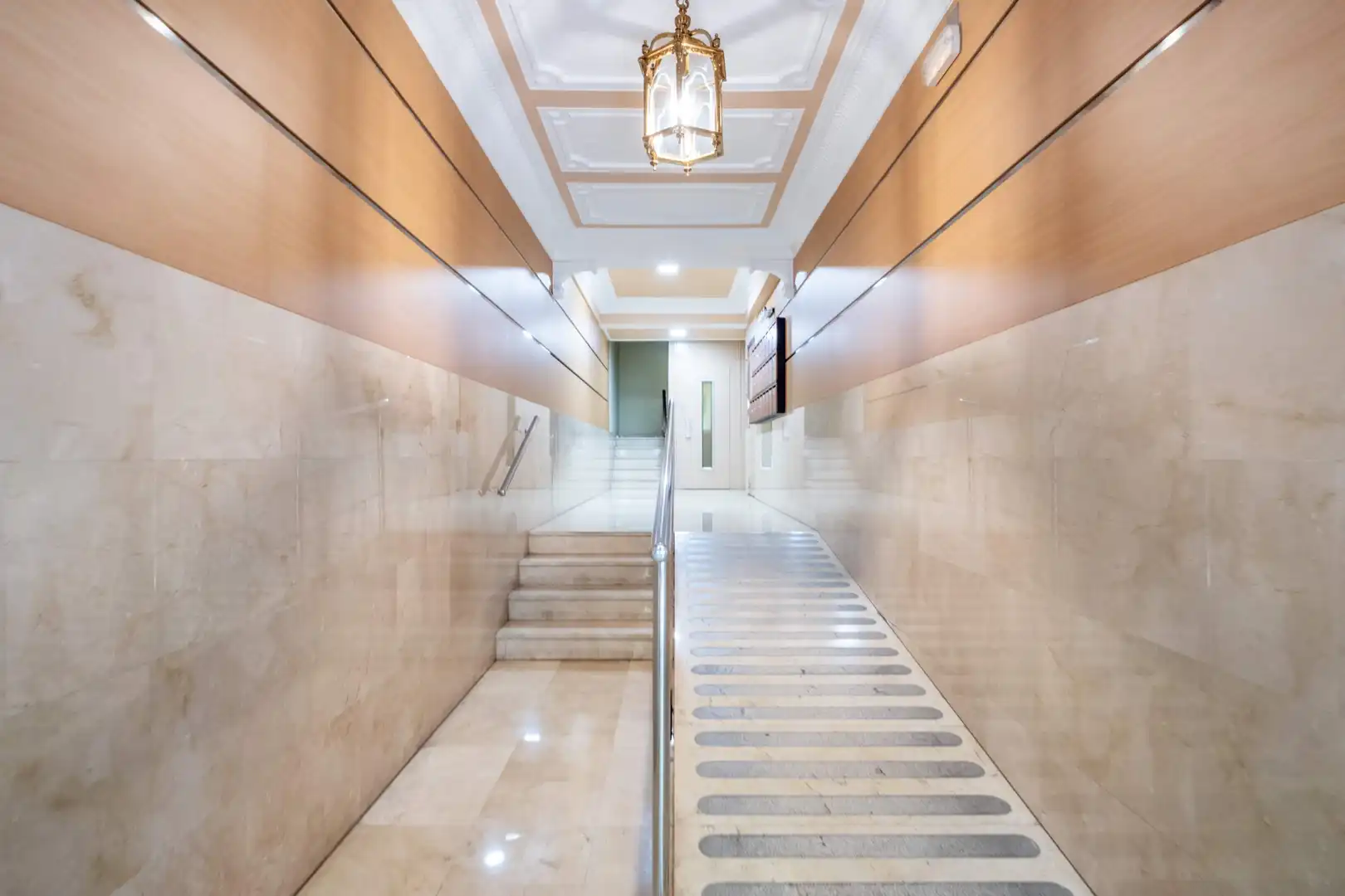 Ático en venta en Zaragoza con Calefacción, Parquet y Terraza