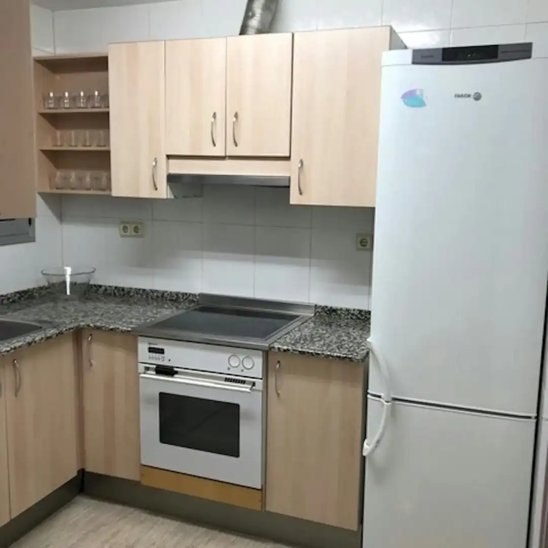 Kitchen of Flat for share in  Barcelona Capital  with Heating, Furnished and Washing machine