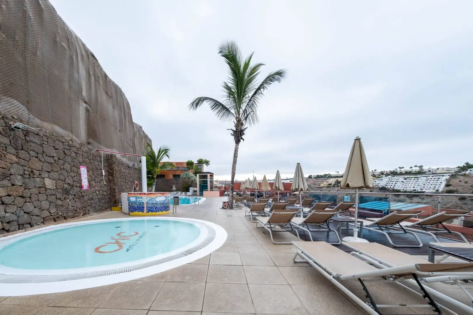 Piscina de Edifici en venda en Mogán
