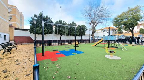 Foto 3 de Piso en venta en Calle Pepe Marchena, Las Almenas, Tomares