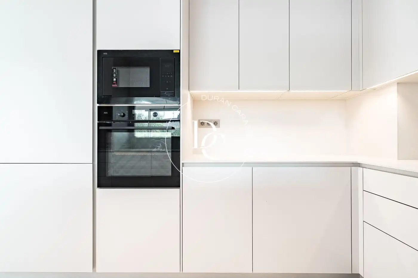 Flat for rent in Carrer d'Enric Morera, Can Girona - Terramar - Vinyet