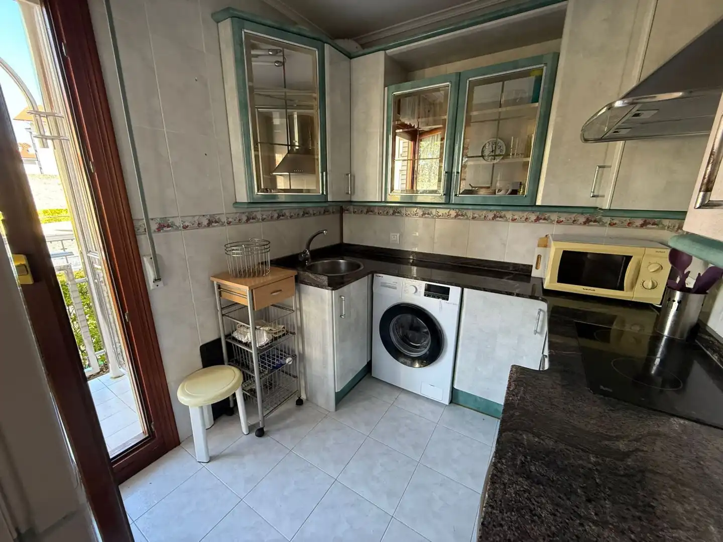 Cuina de Pis en venda en Noja amb Calefacció, Terrassa i Balcó