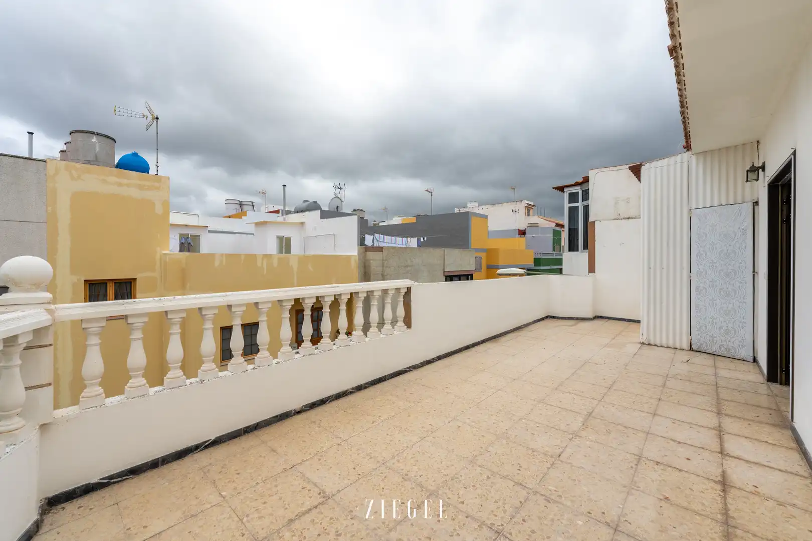 Terraza de Casa o chalet en venta en Las Palmas de Gran Canaria con Terraza, Trastero y Balcón