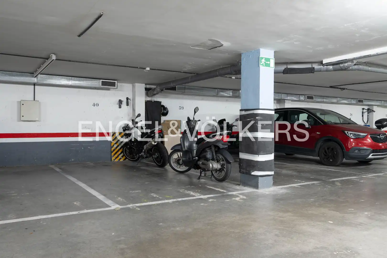 Parking de Piso en venta en Donostia - San Sebastián  con Calefacción y Trastero