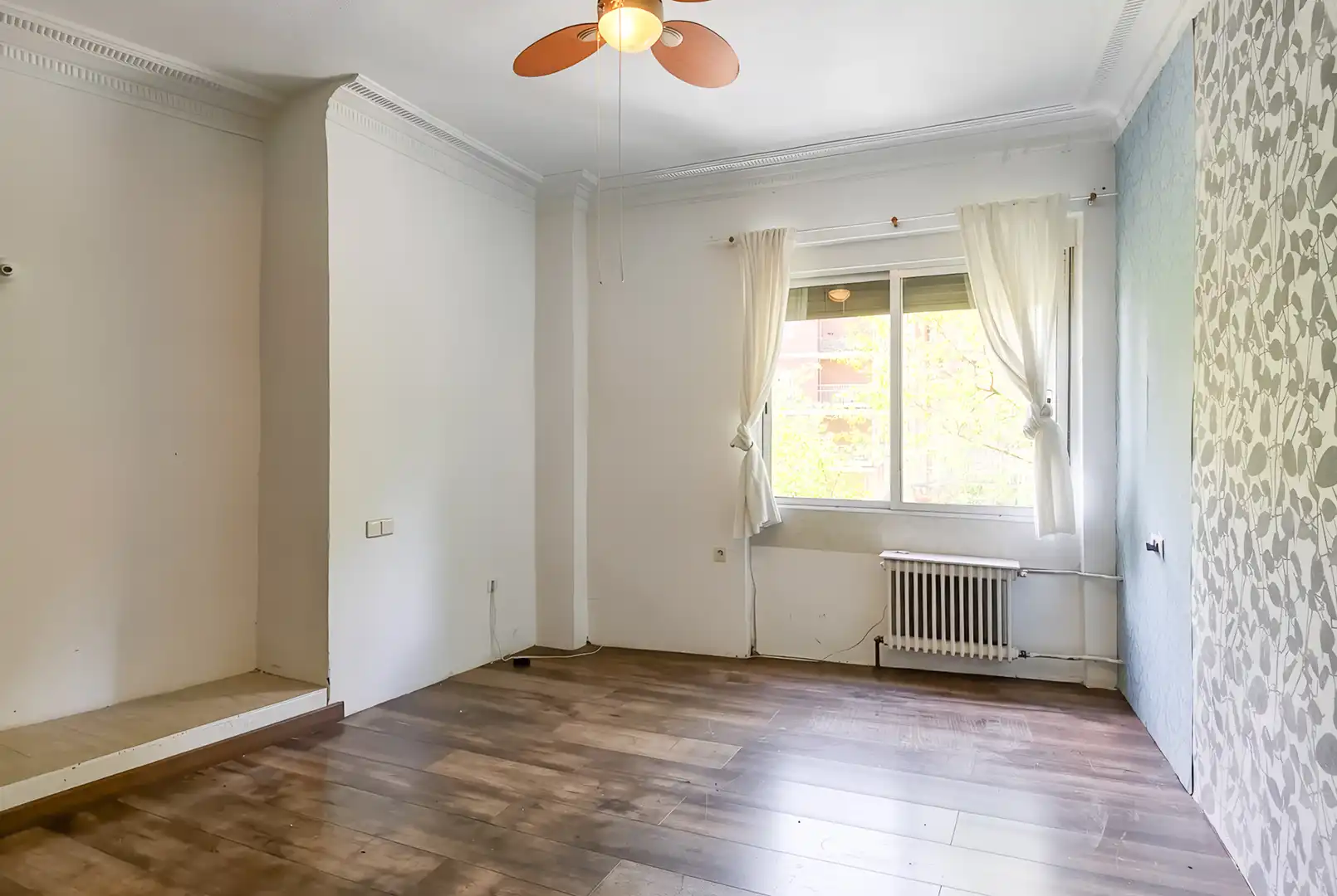 Habitación de Piso en venta en Madrid con Calefacción