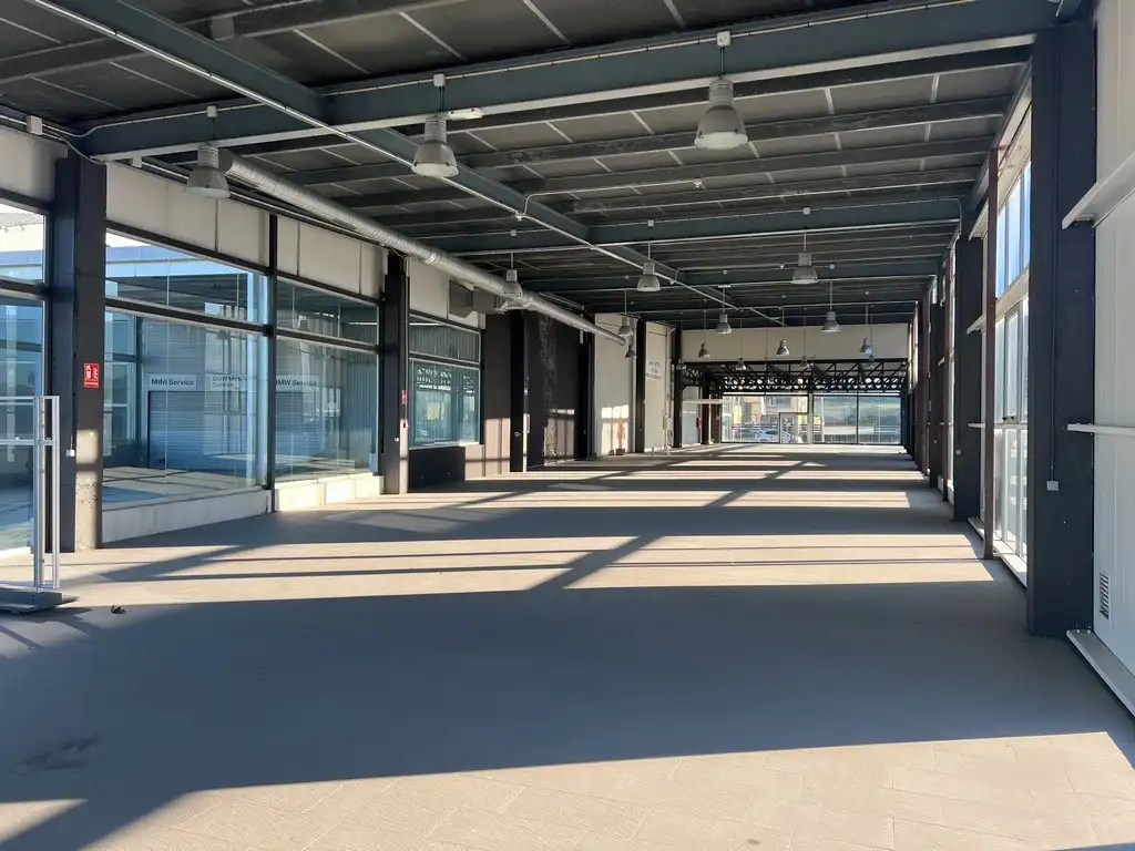 Nave industrial de alquiler en Oleiros con Calefacción