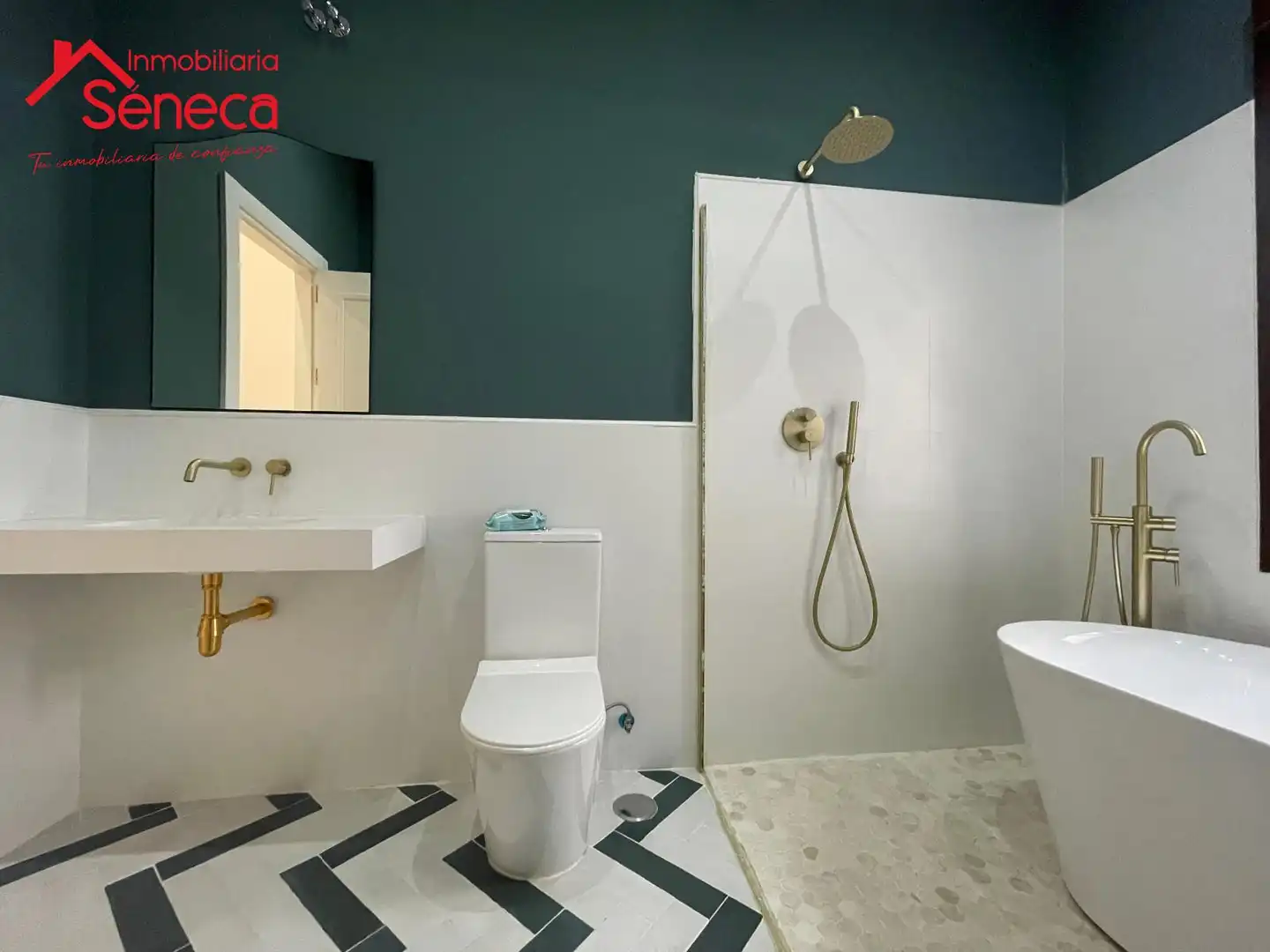 Baño de Piso en venta en Córdoba con Aire acondicionado, Calefacción y Terraza