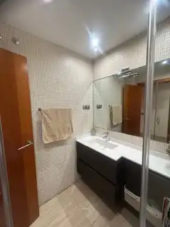 Bathroom of Houses for sale in Sariegos  with Air Conditioner, Heating and Private garden