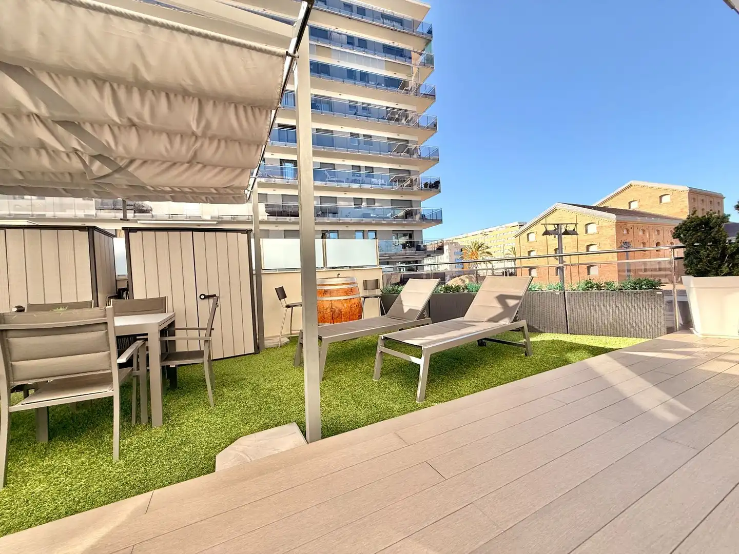 Terraza de Piso en venta en Badalona con Calefacción, Terraza y Piscina comunitaria