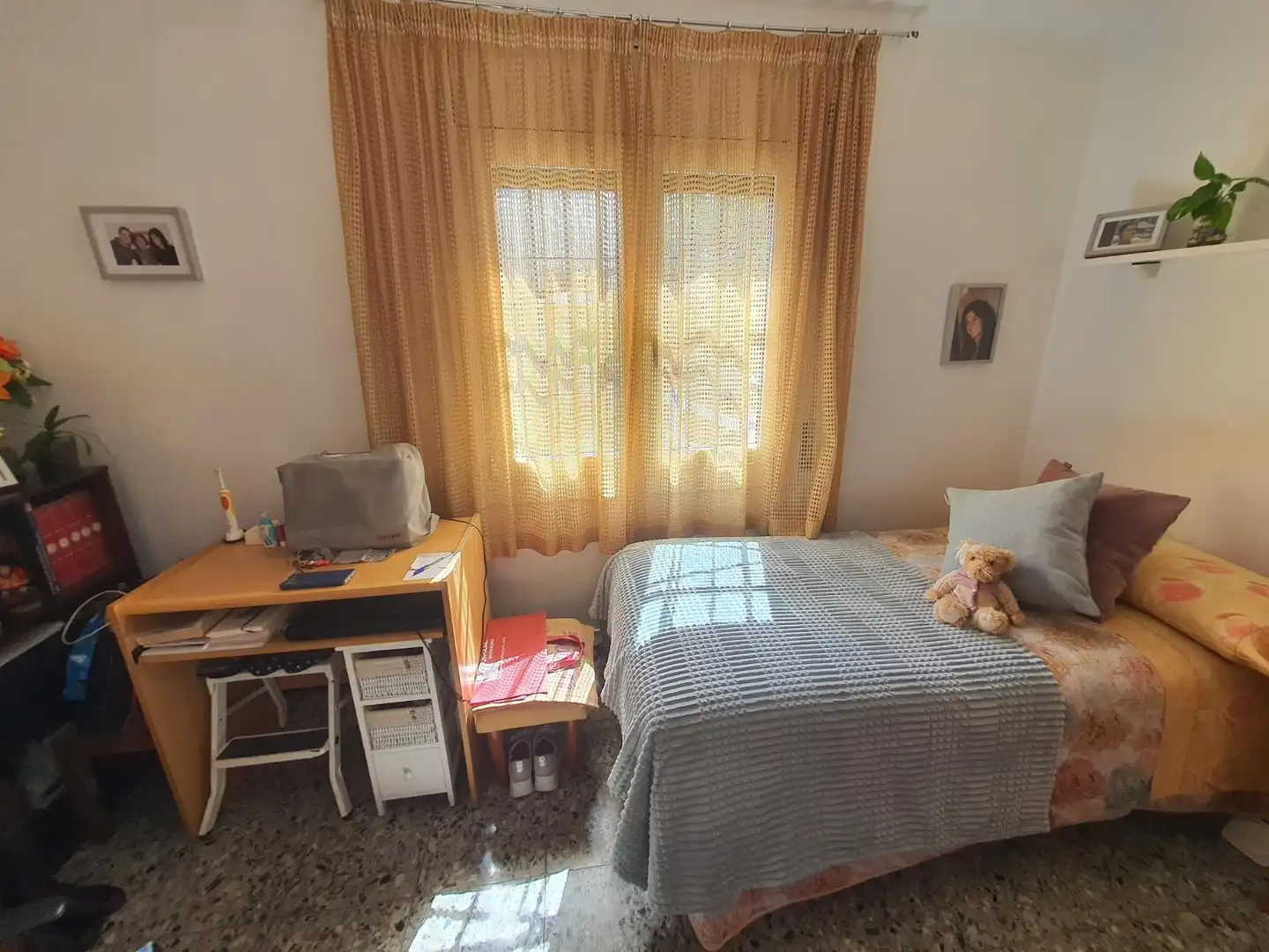 Dormitori de Casa o xalet en venda en Sant Cugat del Vallès amb Calefacció, Jardí privat i Terrassa