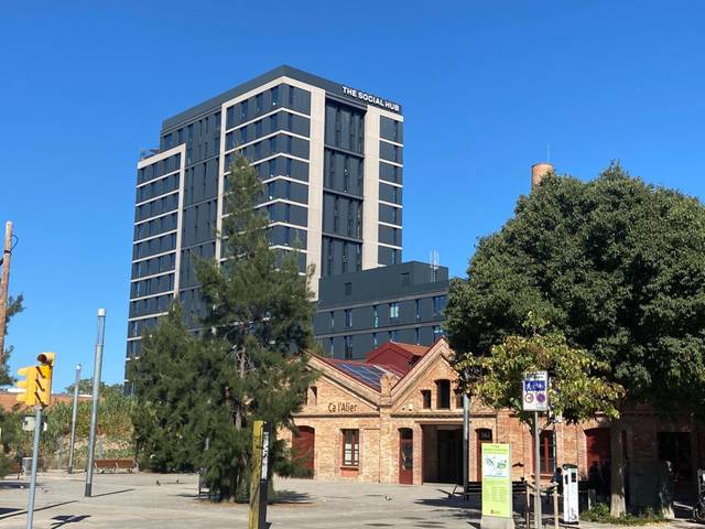 Local comercial en Venta en Calle FLUVIA en Provençals del Poblenou