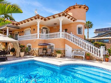 Villa avec piscine à vendre à Benferri