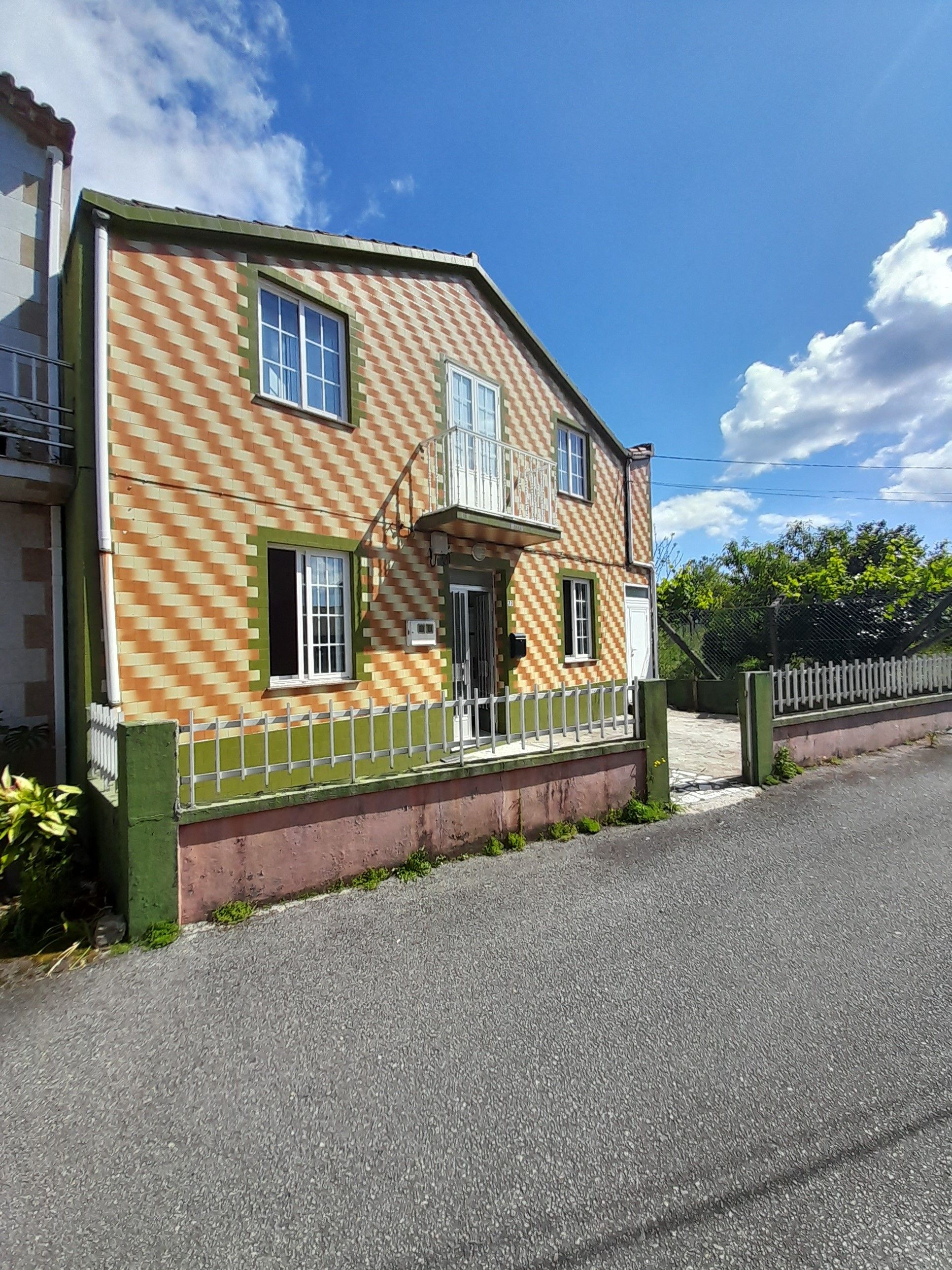 Exterior view of House or chalet for sale in Boiro  with Private garden, Terrace and Storage room