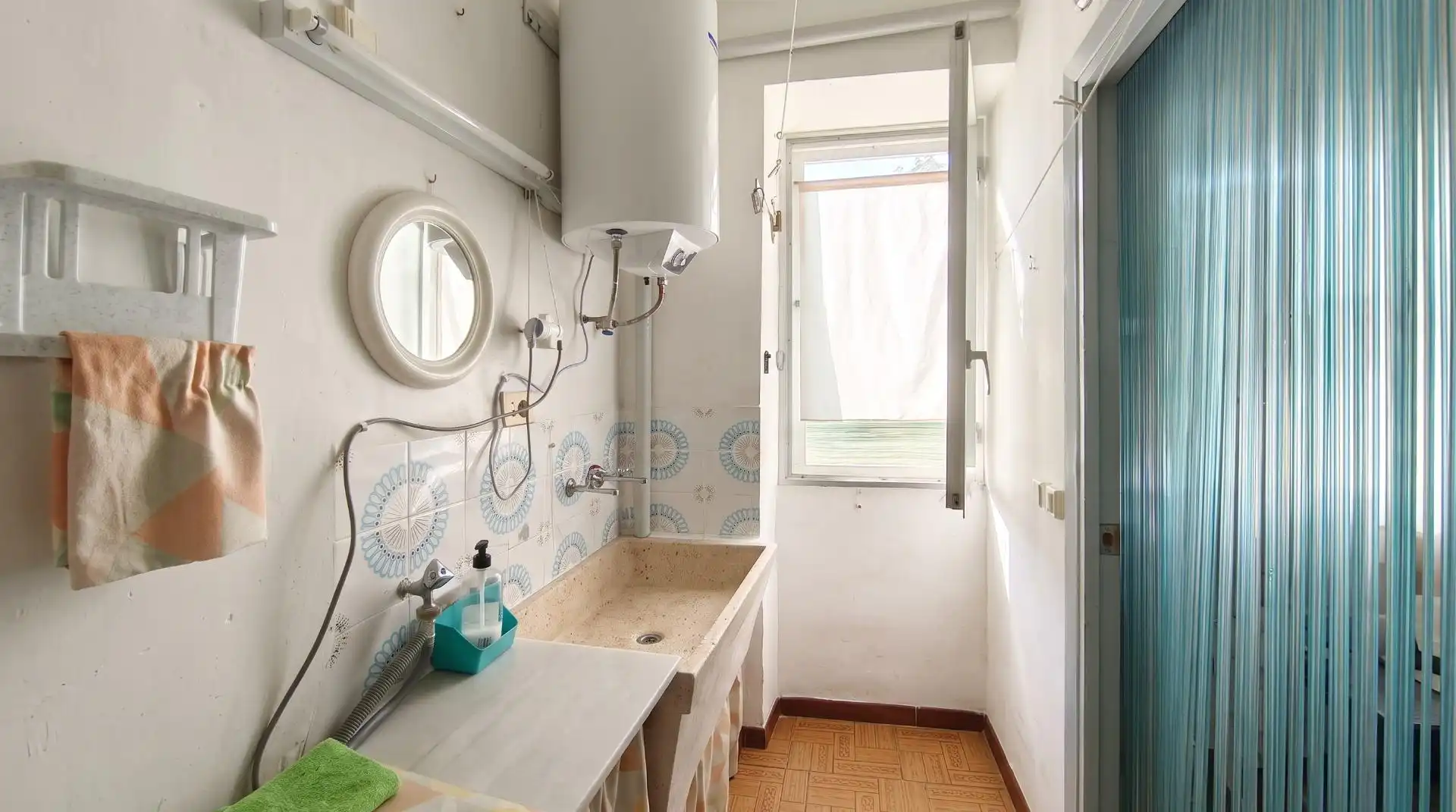 Bathroom of Flat for sale in Eslida  with Air Conditioner