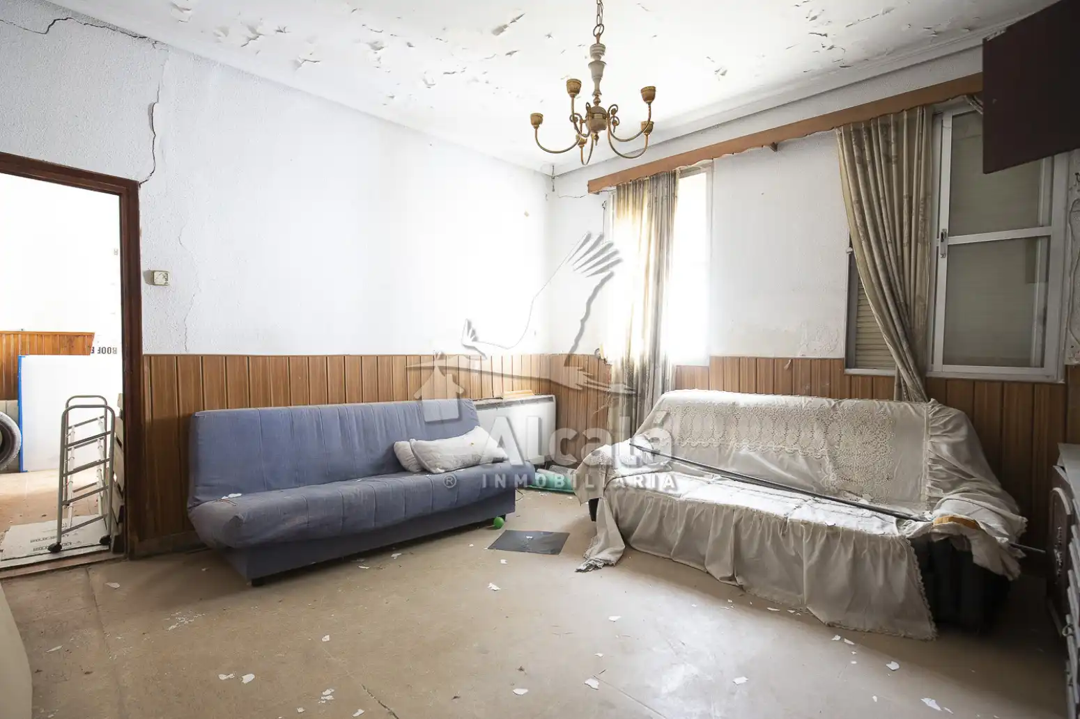 Sala de estar de Casa adosada en venta en Alcalá de Henares