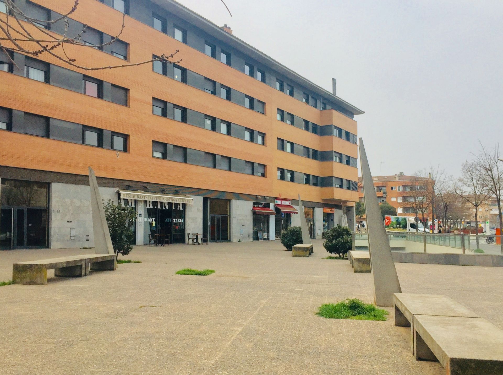 Vista exterior de Garatge de lloguer en Girona Capital