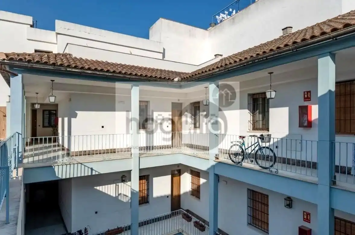 Piso de alquiler en Triana Casco Antiguo