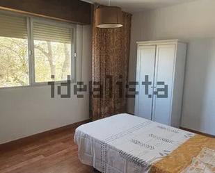 Bedroom of Flat to rent in  Granada Capital  with Balcony