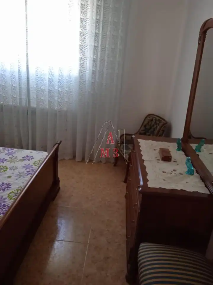 Dormitori de Casa o xalet en venda en Luyego amb Calefacció, Jardí privat i Terrassa