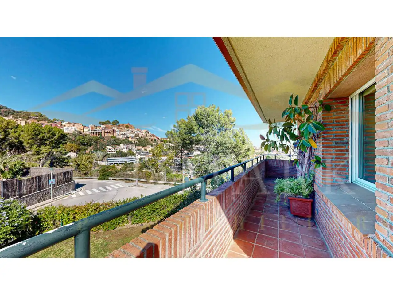 Casa o xalet en venda a Calle Merce Rodoreda, 2, Corbera de Llobregat