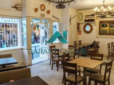 Local comercial en traspaso en Puerto Deportivo