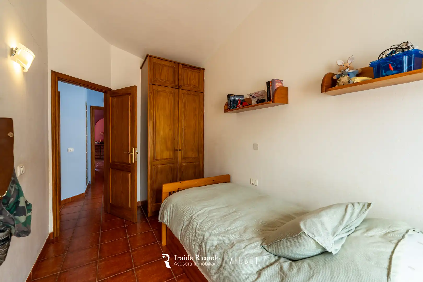 Bedroom of Houses for sale in Santa Brígida  with Air Conditioner, Private garden and Terrace