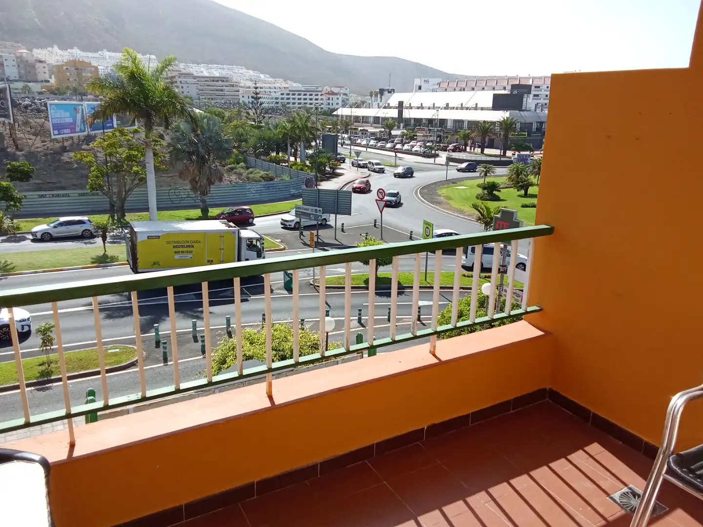 Vista exterior de Piso de alquiler en Arona con Parquet, Horno y Lavadora
