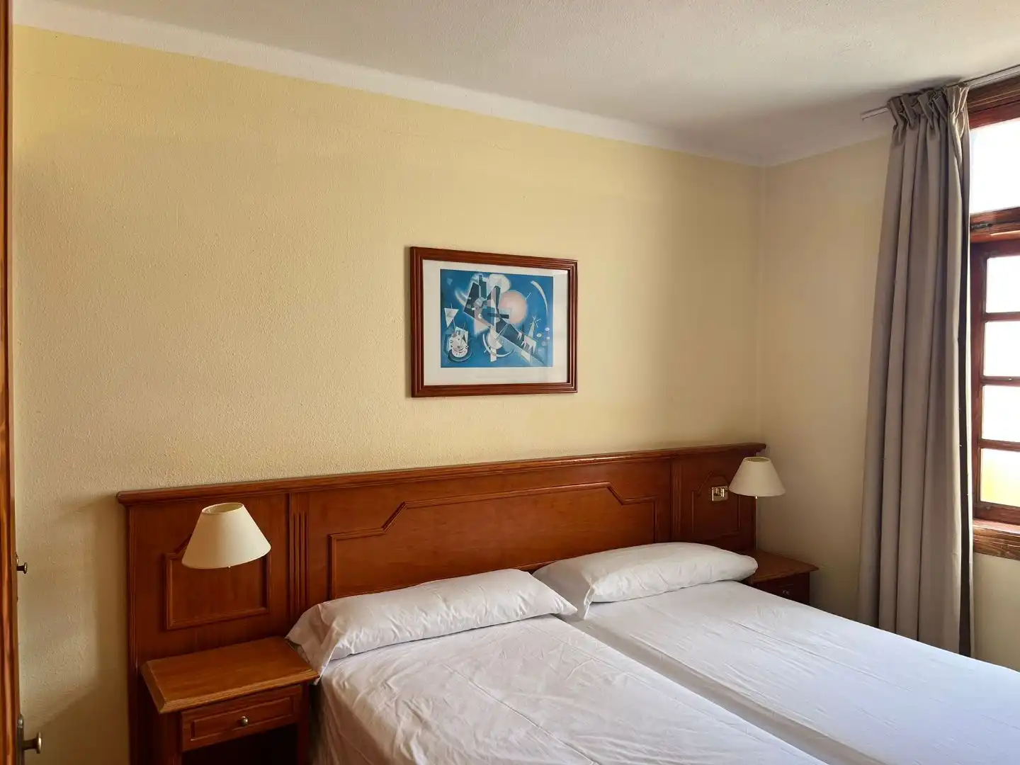 Dormitori de Apartament en venda en Adeje amb Terrassa, Moblat i Balcó