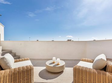 Chalet de obra nueva en venta en Calle 19