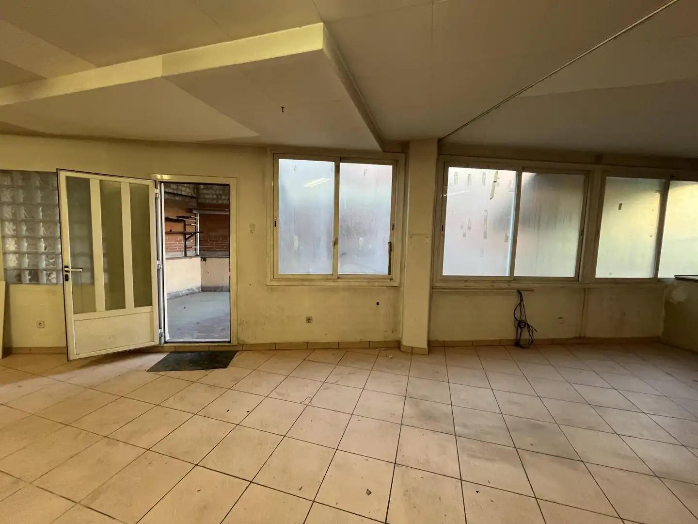 Commercial properties for sale in Manresa