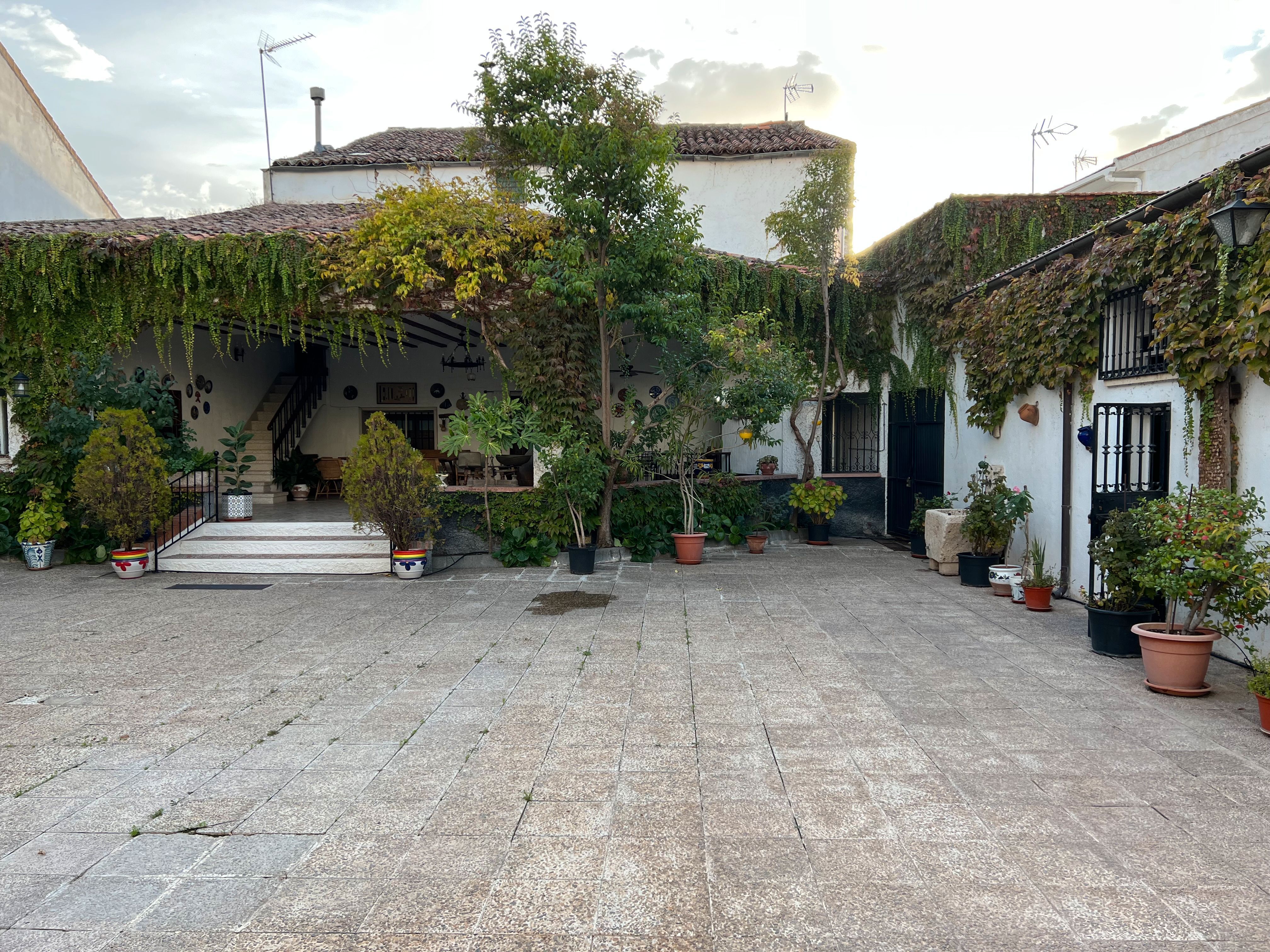 Vista exterior de Casa o xalet en venda en Arganda del Rey amb Calefacció, Parquet i Terrassa