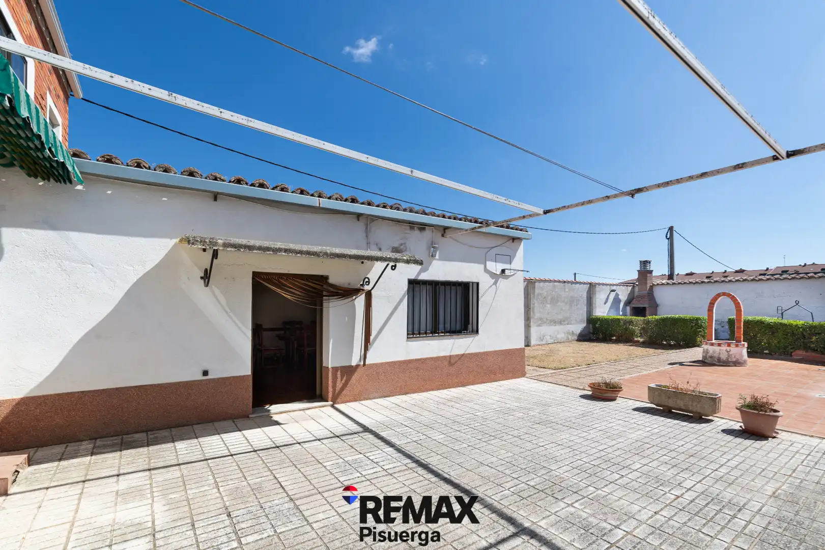 Exterior view of Houses for sale in Tordesillas  with Storage room