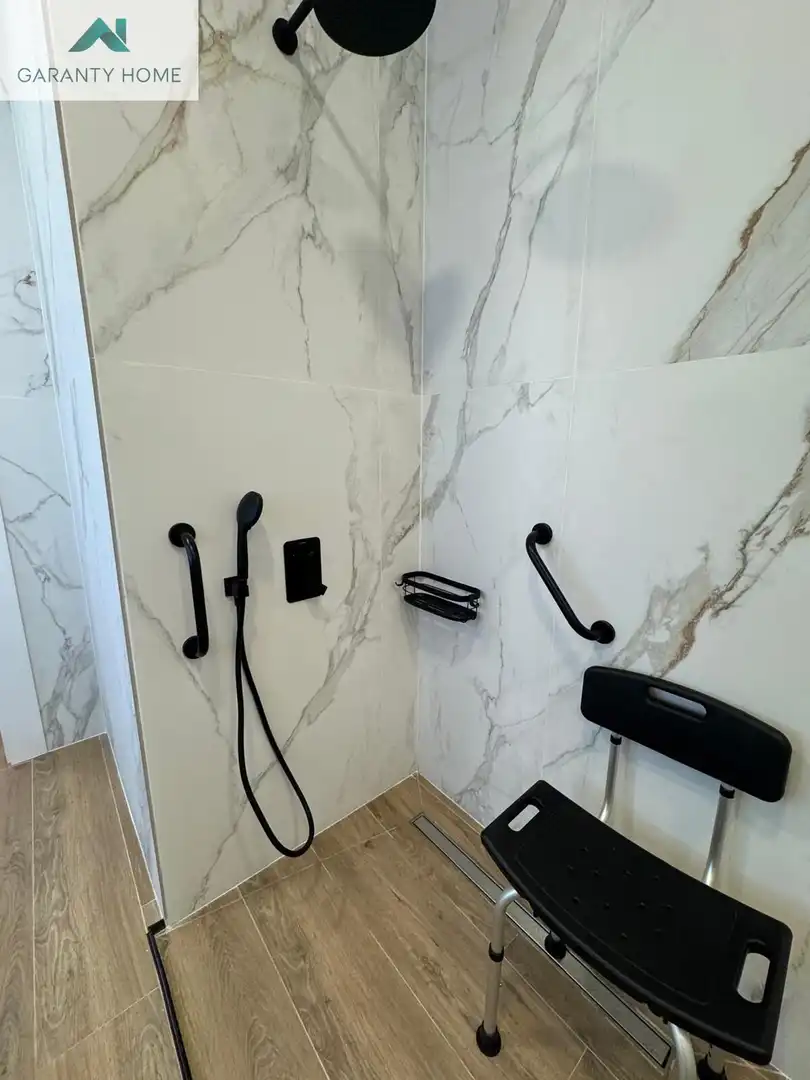 Badezimmer von Wohnung zur Miete in Nerja mit Klimaanlage, Heizung und Möbliert
