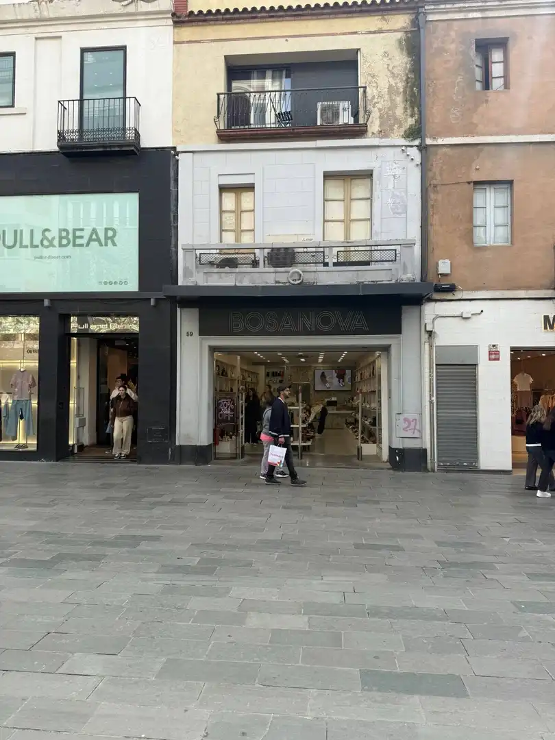Gewerbefläche zur Miete in Carrer Carrer d'Anselm Clavé, 59 59, imagen 2