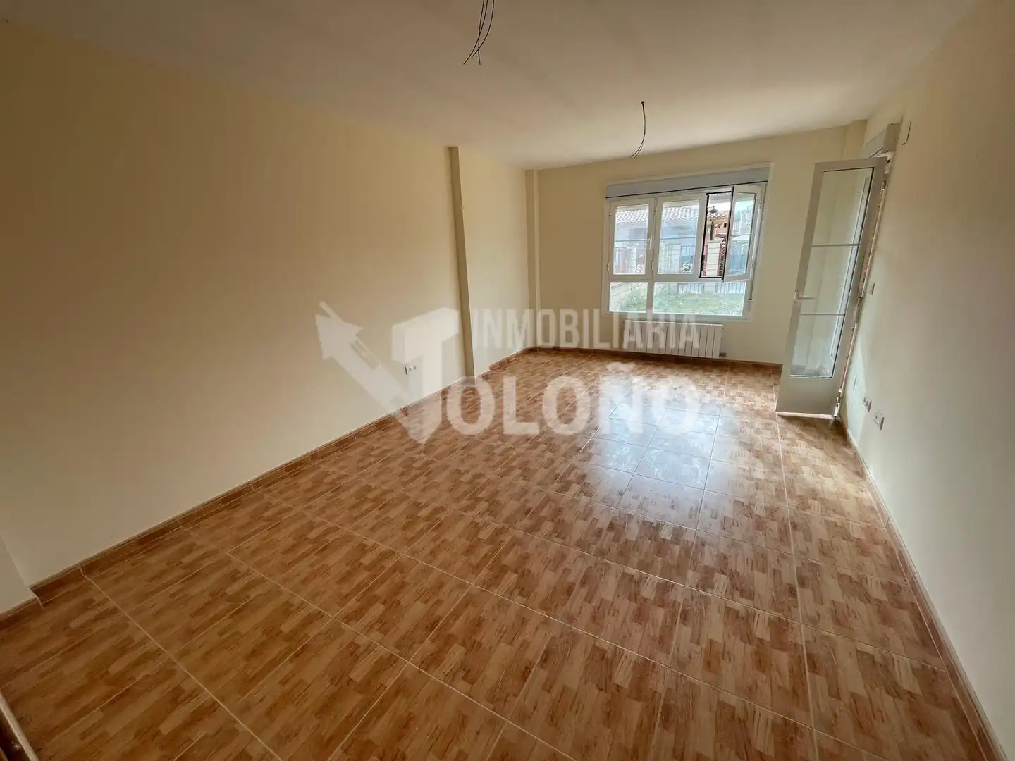Sala de estar de Casa o chalet en venta en Cihuri con Calefacción, Jardín privado y Parquet