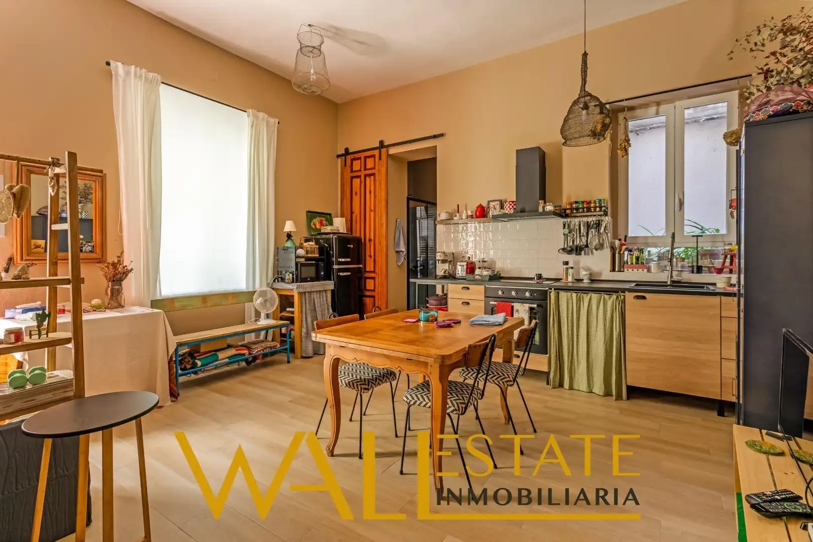 Vista exterior de Planta baja en venta en Madrid con Calefacción