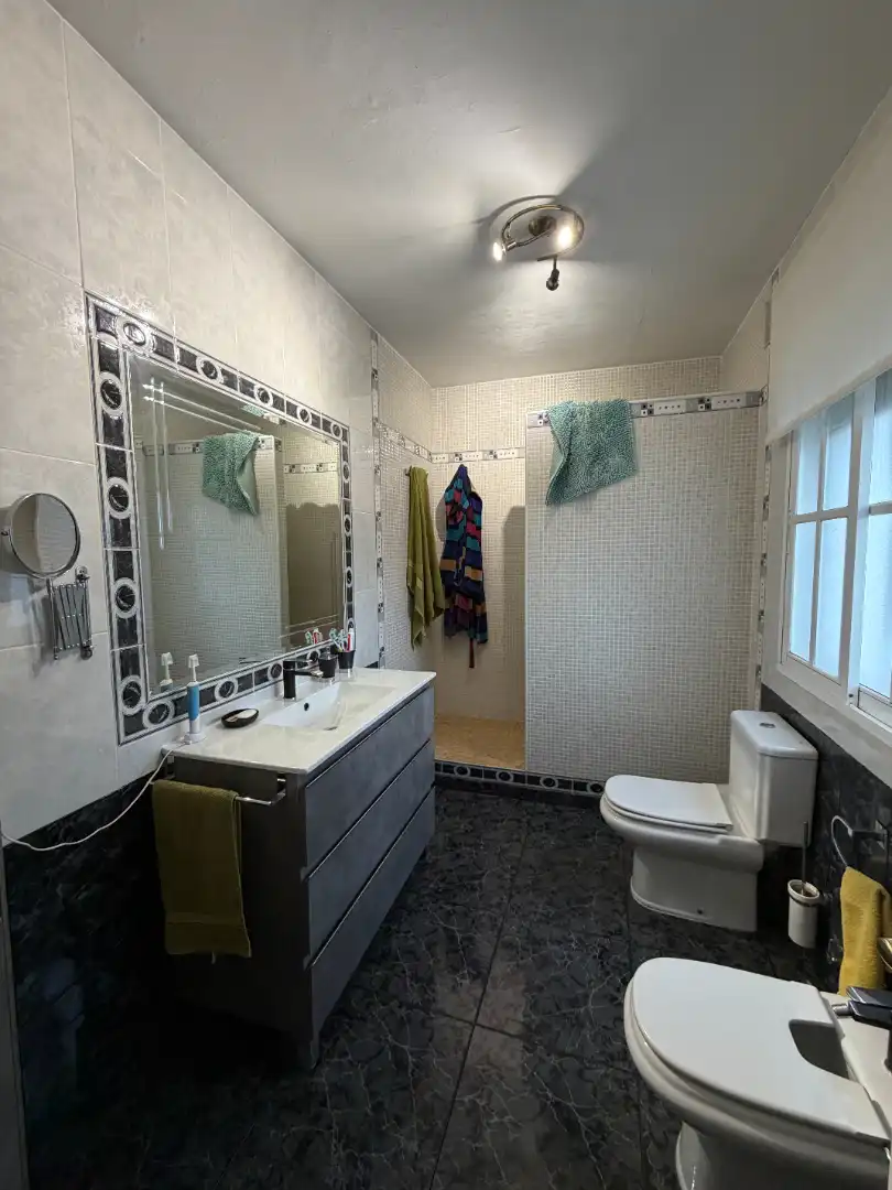 Bathroom of Houses for sale in Úbeda  with Air Conditioner, Heating and Terrace