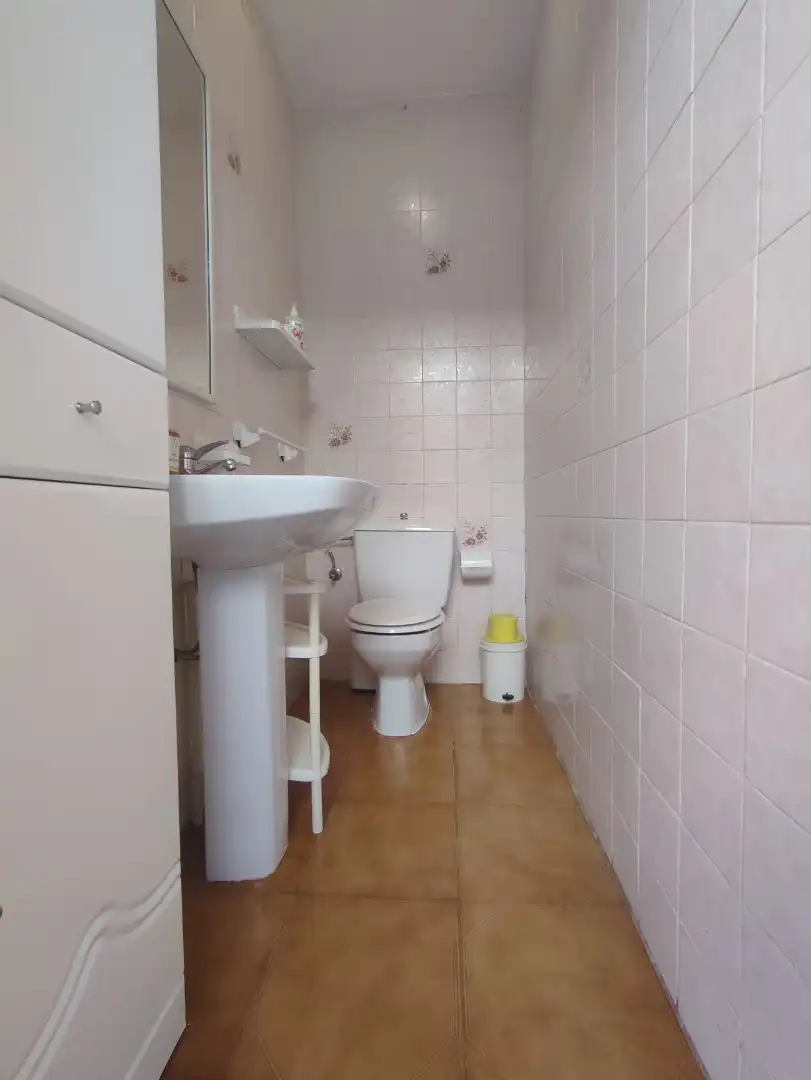 Baño de Casa adosada en venta en San Pedro del Pinatar con Aire acondicionado, Calefacción y Jardín privado