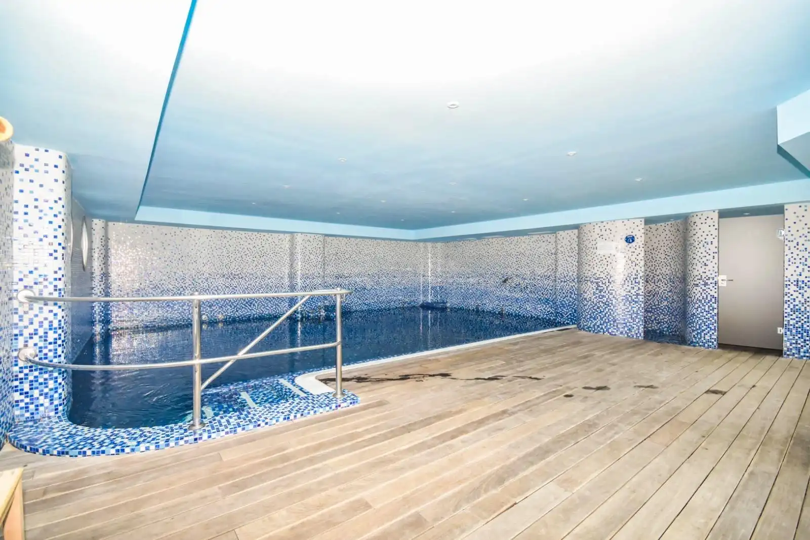 Swimming pool of Attic for sale in Calpe / Calp  with Air Conditioner, Terrace and Furnished