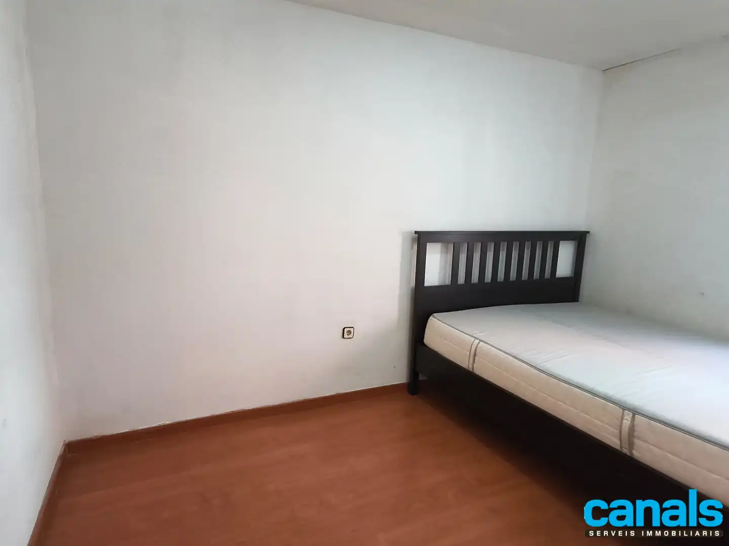 Habitación de Piso en venta en Cerdanyola del Vallès con Aire acondicionado, Parquet y Horno
