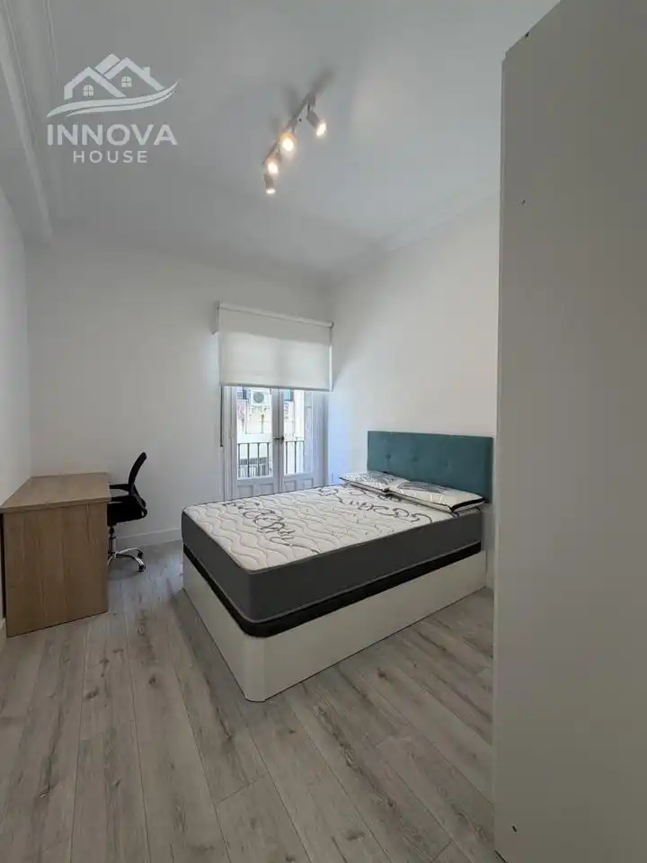 Bedroom of Flat for share in Segovia  with Heating, Terrace and Furnished