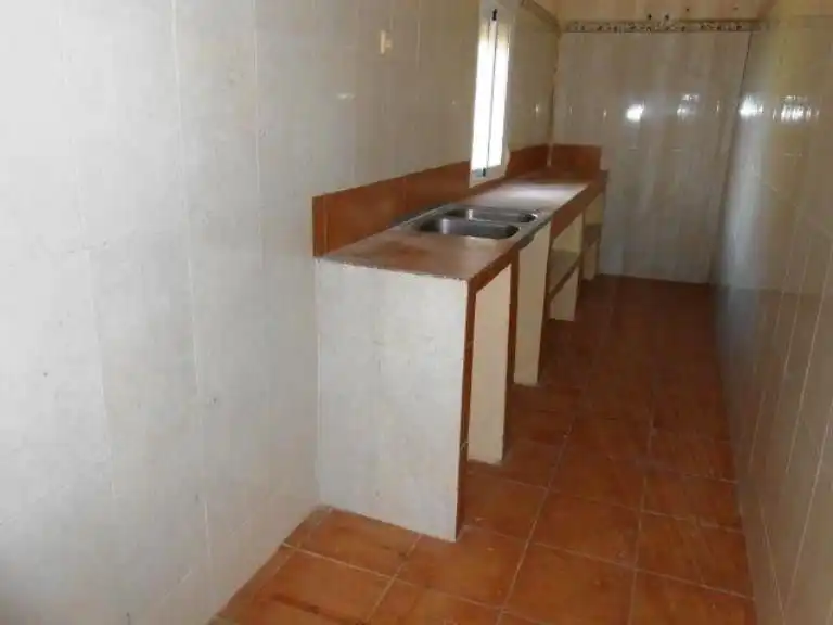 Cuina de Edifici en venda en La Guardia de Jaén