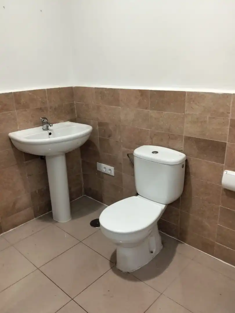 Local comercial en venda a Nervión, imagen 6
