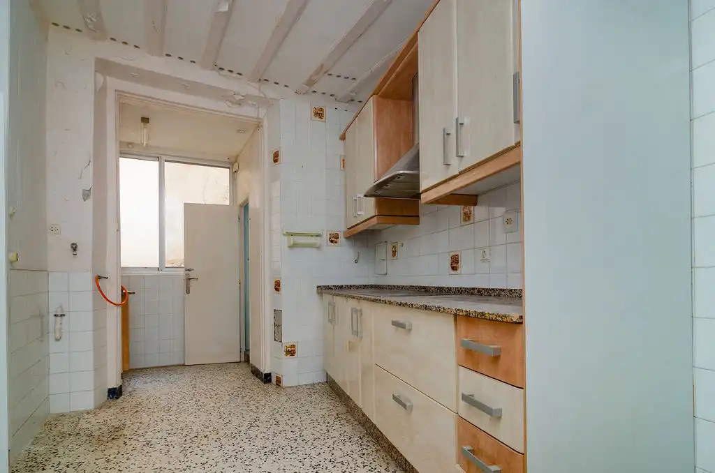 Piso en venta en C/ Obispo Urquinaona, El Pópulo - Santa María