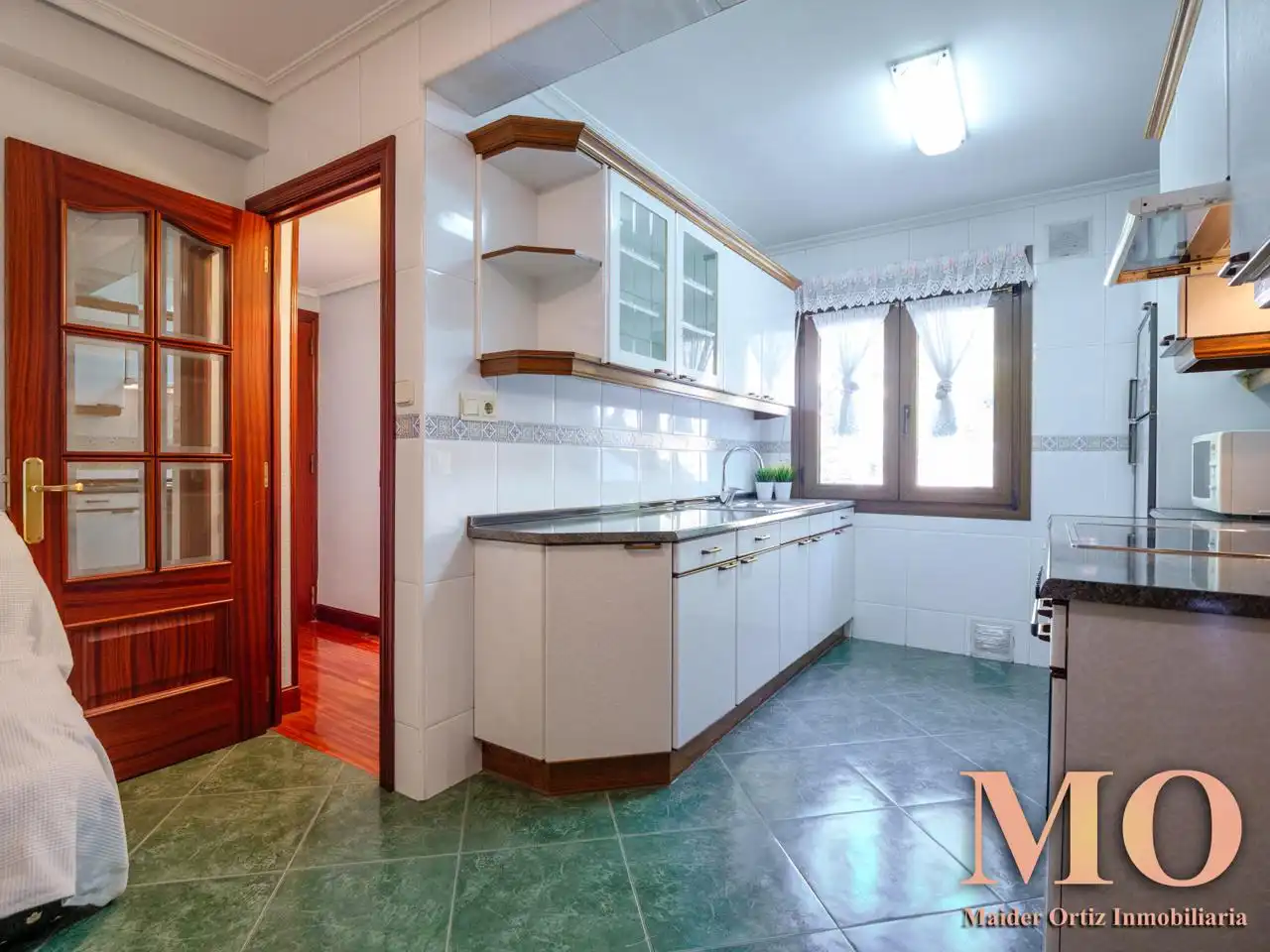 Cocina de Ático en venta en Bergara con Calefacción, Terraza y Trastero