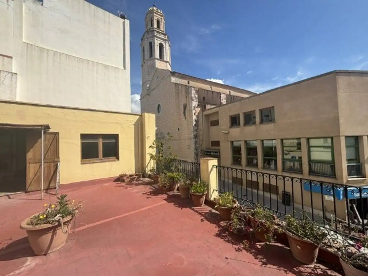 Vista exterior de Casa o xalet en venda en Cubelles amb Terrassa