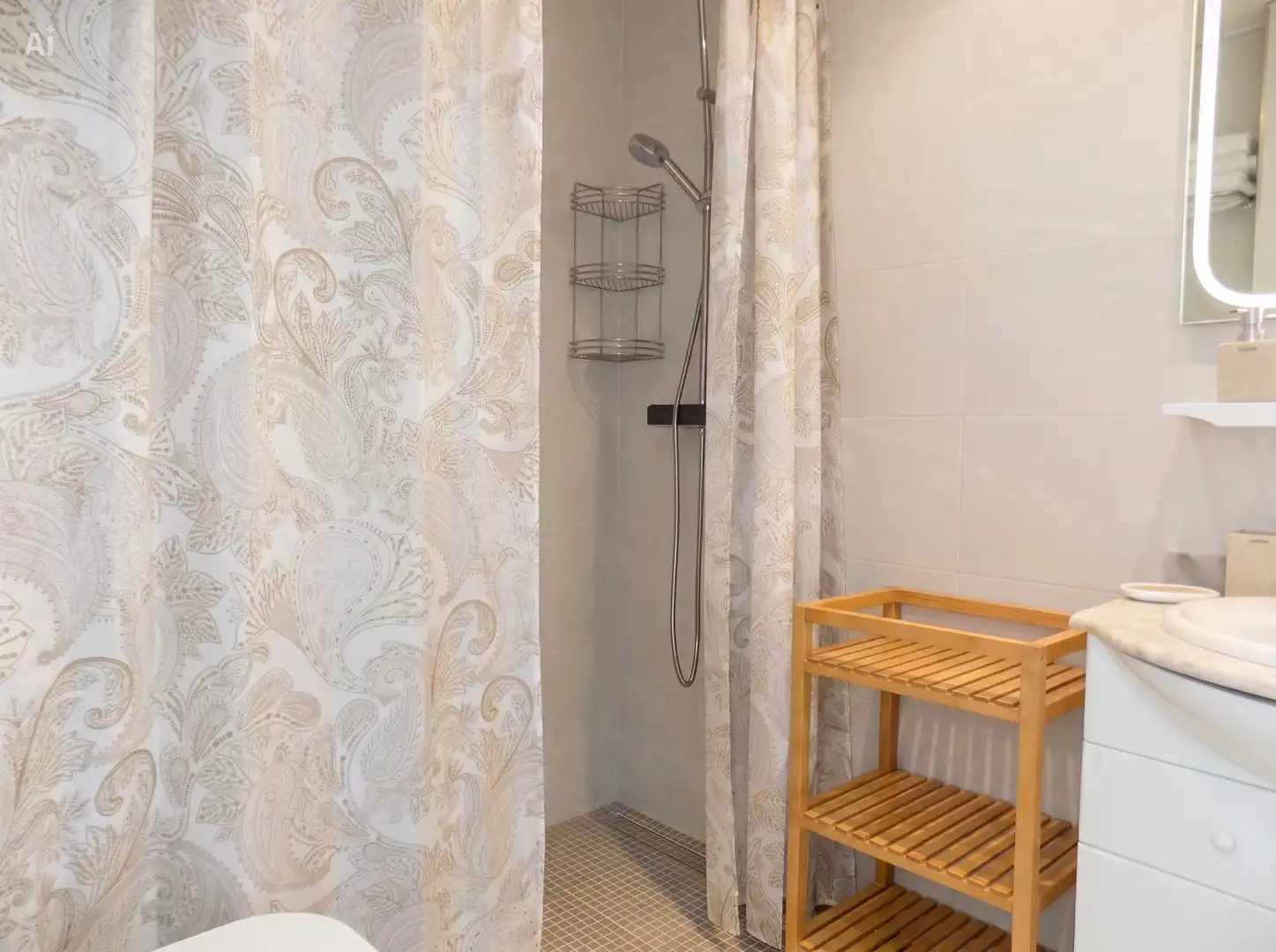 Badezimmer von Wohnung zur Miete in Benalmádena mit Klimaanlage, Heizung und Möbliert